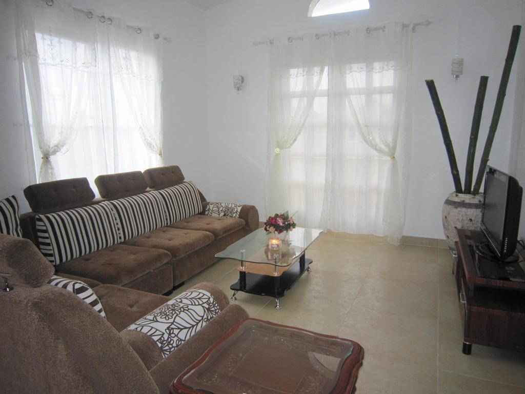 Jolie Villa Santa Avec Piscine Pointe aux Piments Room photo
